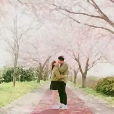 和一个女孩在一起官方版